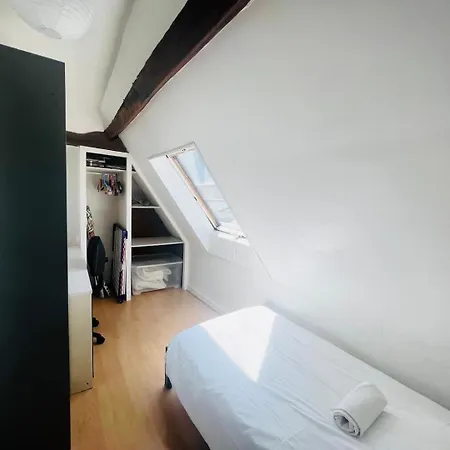 So British ! Atypique Et Sa Petite Terrasse Apartmán Poitiers