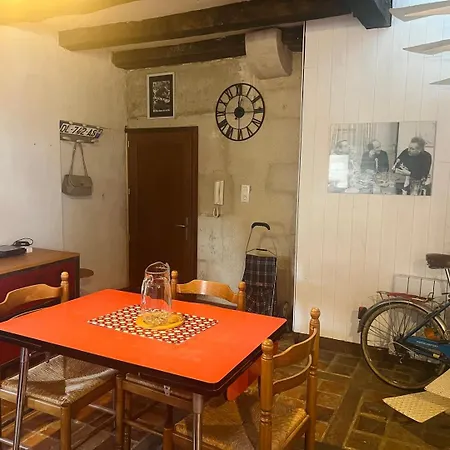 So British ! Atypique Et Sa Petite Terrasse Apartmán *