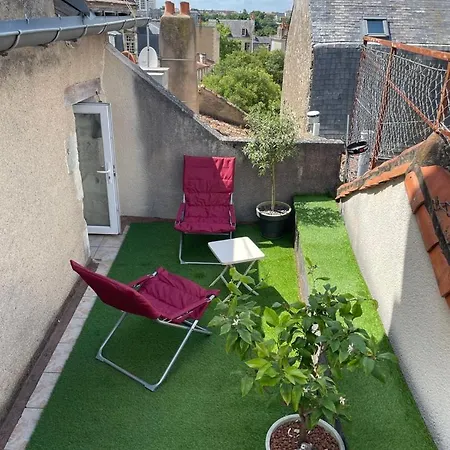 So British ! Atypique Et Sa Petite Terrasse Apartmán