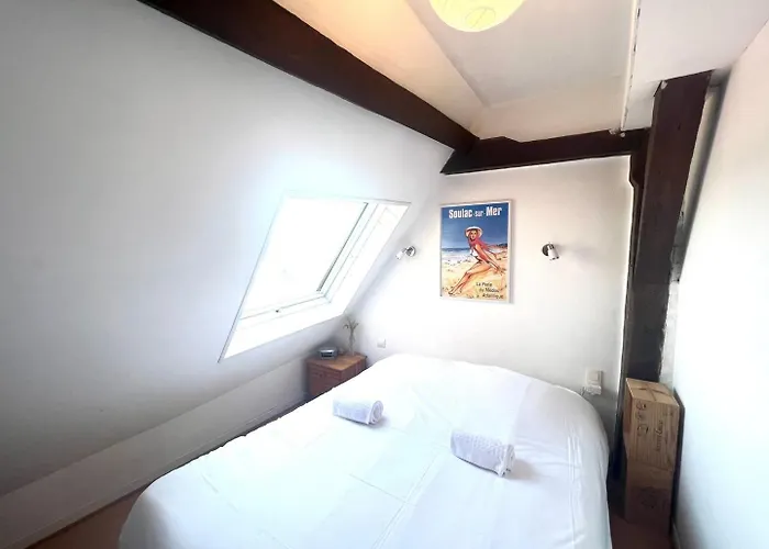 So British ! Atypique Et Sa Petite Terrasse Apartman *