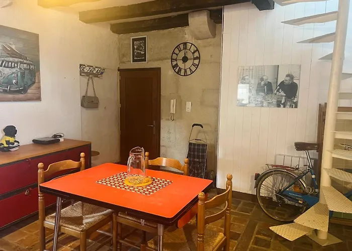 So British ! Atypique Et Sa Petite Terrasse Apartman *